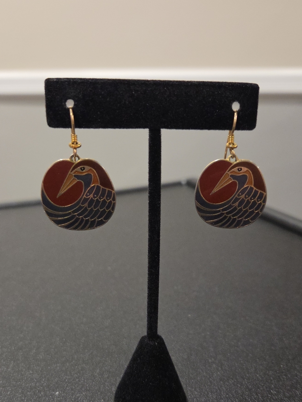 Laurel Burch "Nile Bird" Gold-Tone Red & Black Bird Drop Earrings Fr 1980s